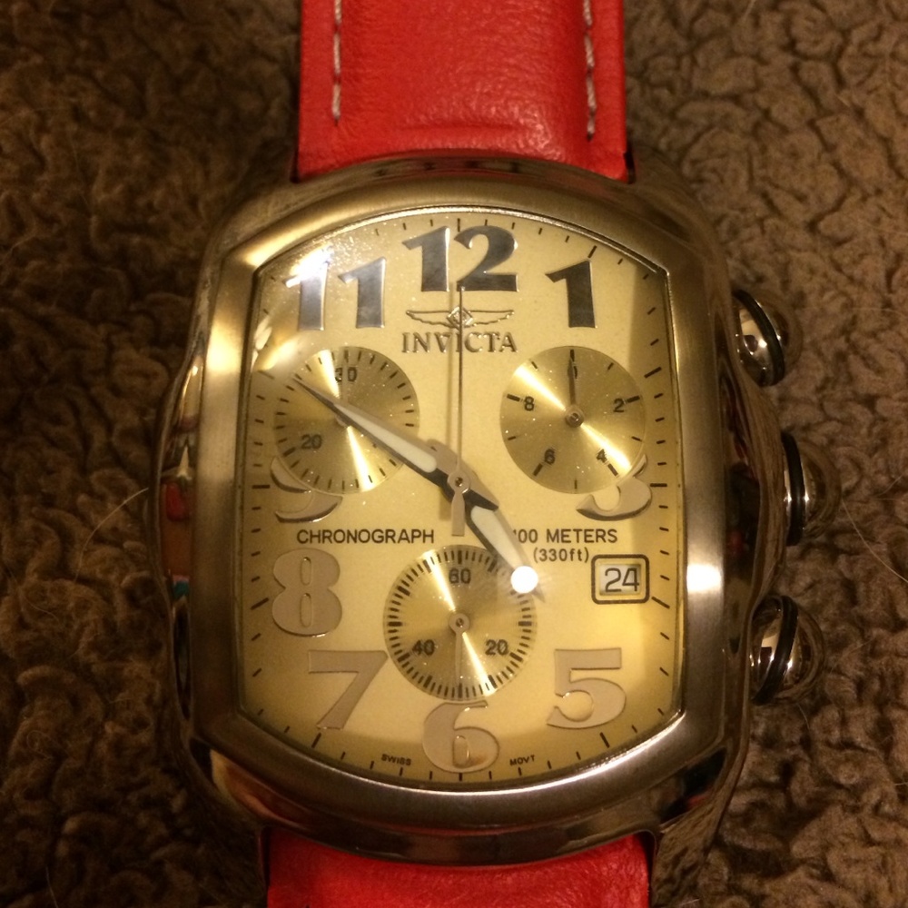 Invicta lupah chronograph watch